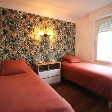 Avec Balcon Et Parking