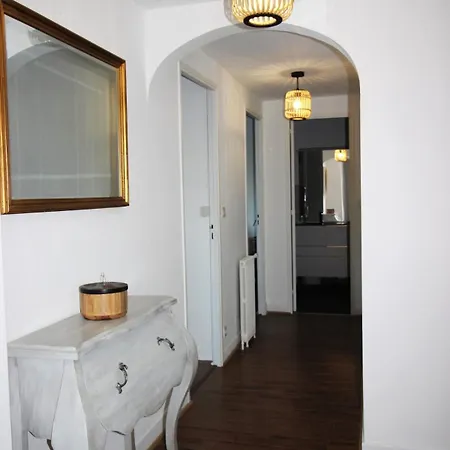 Appartement Avec Balcon Et Parking