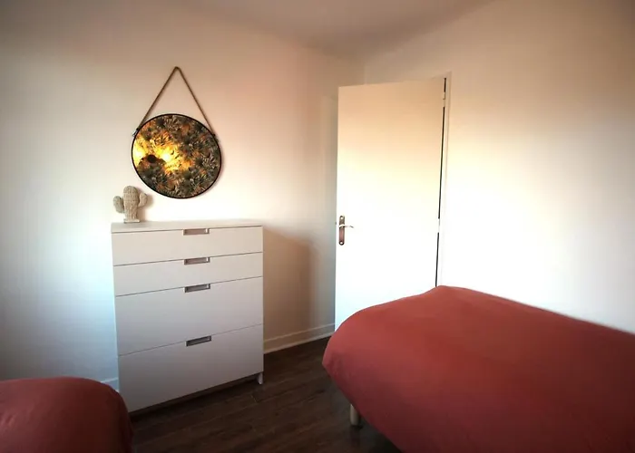 Avec Balcon Et Parking *