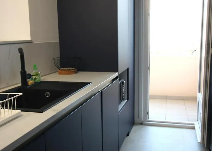 Avec Balcon Et Parking * Биарриц